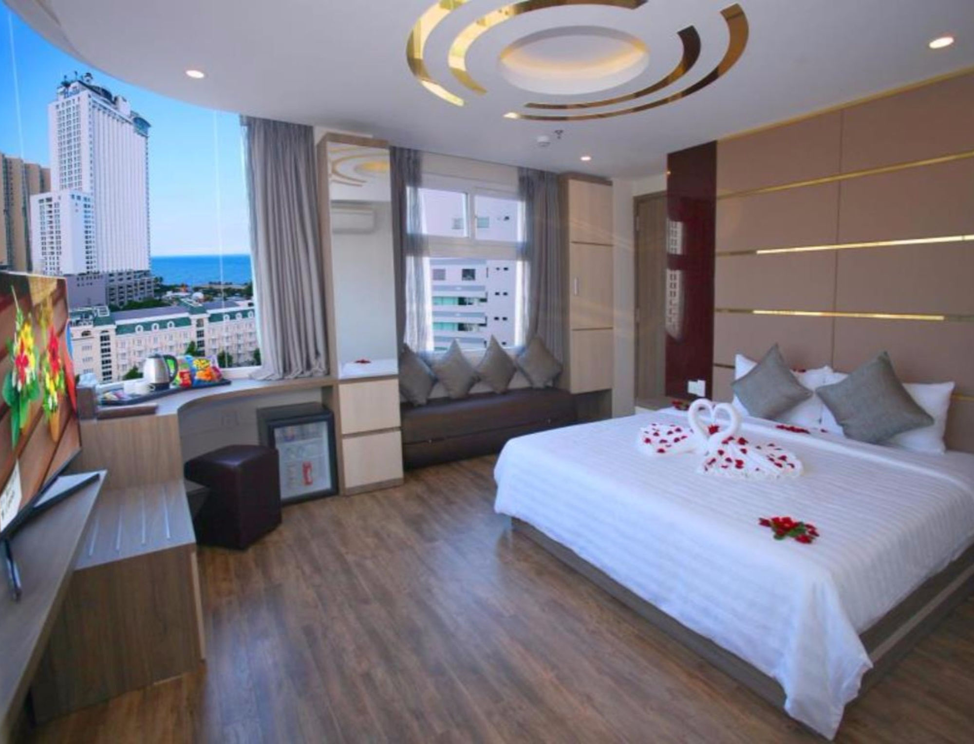 New Sun Hotel Nha Trang Extérieur photo